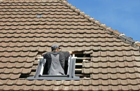 Pose de velux à Périgny
